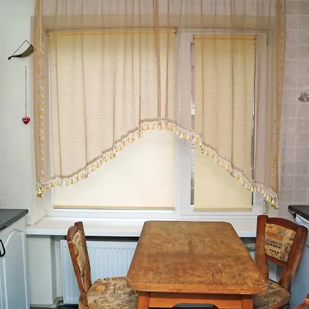 On Kanatna Street 57