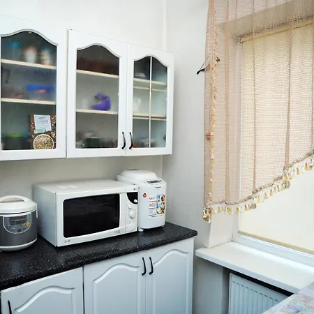 On Kanatna Street 57 Homestay Odesa