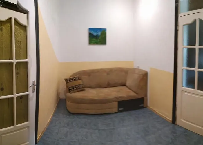 Homestay On Kanatna Street 57